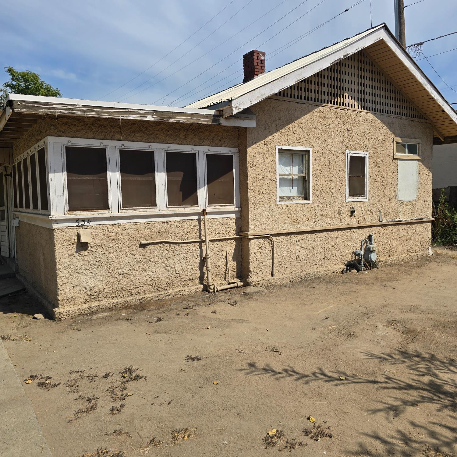 534 N Clark St, Fresno, CA 93701