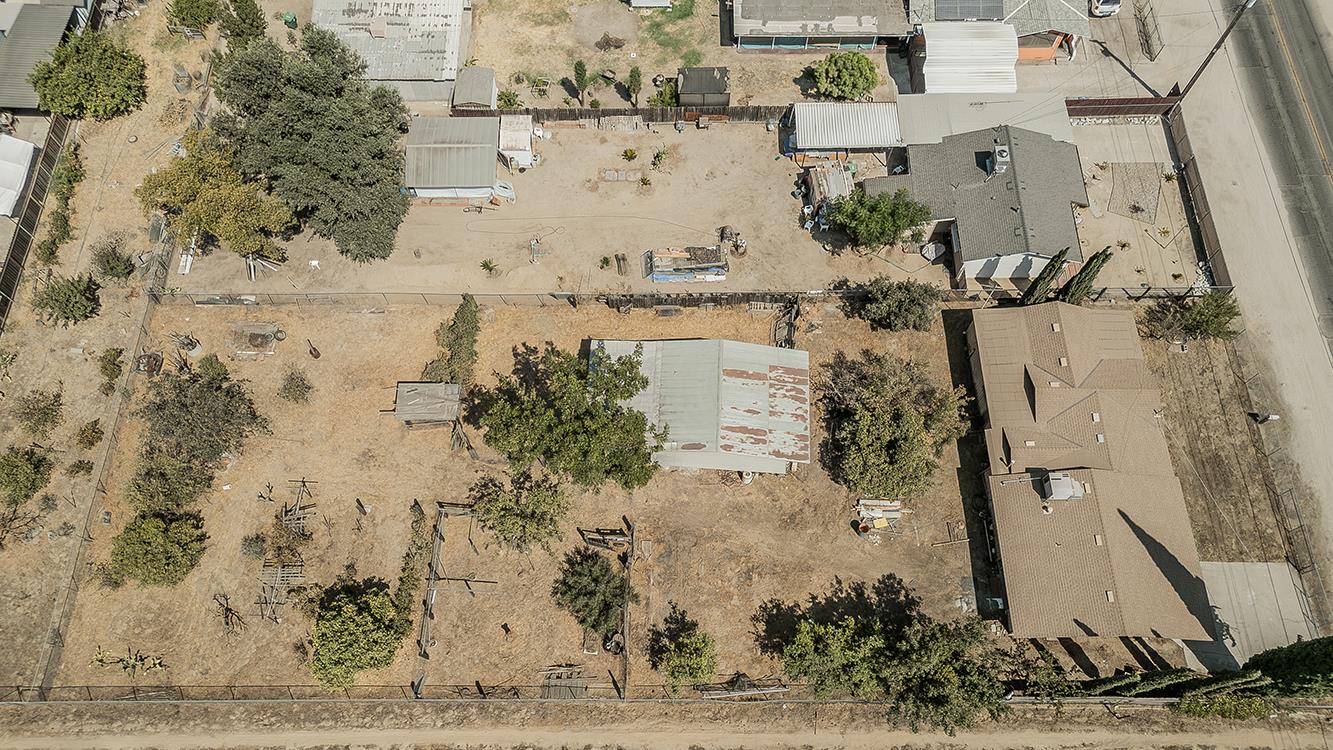 9016 E Dinuba Ave, Selma, CA 93662