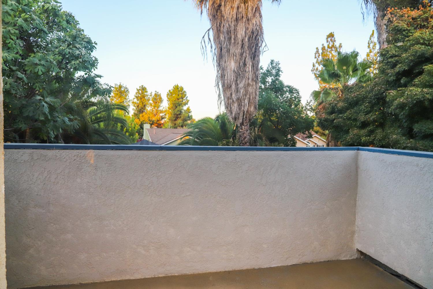 5486 W Sample Ave, Fresno, CA 93722