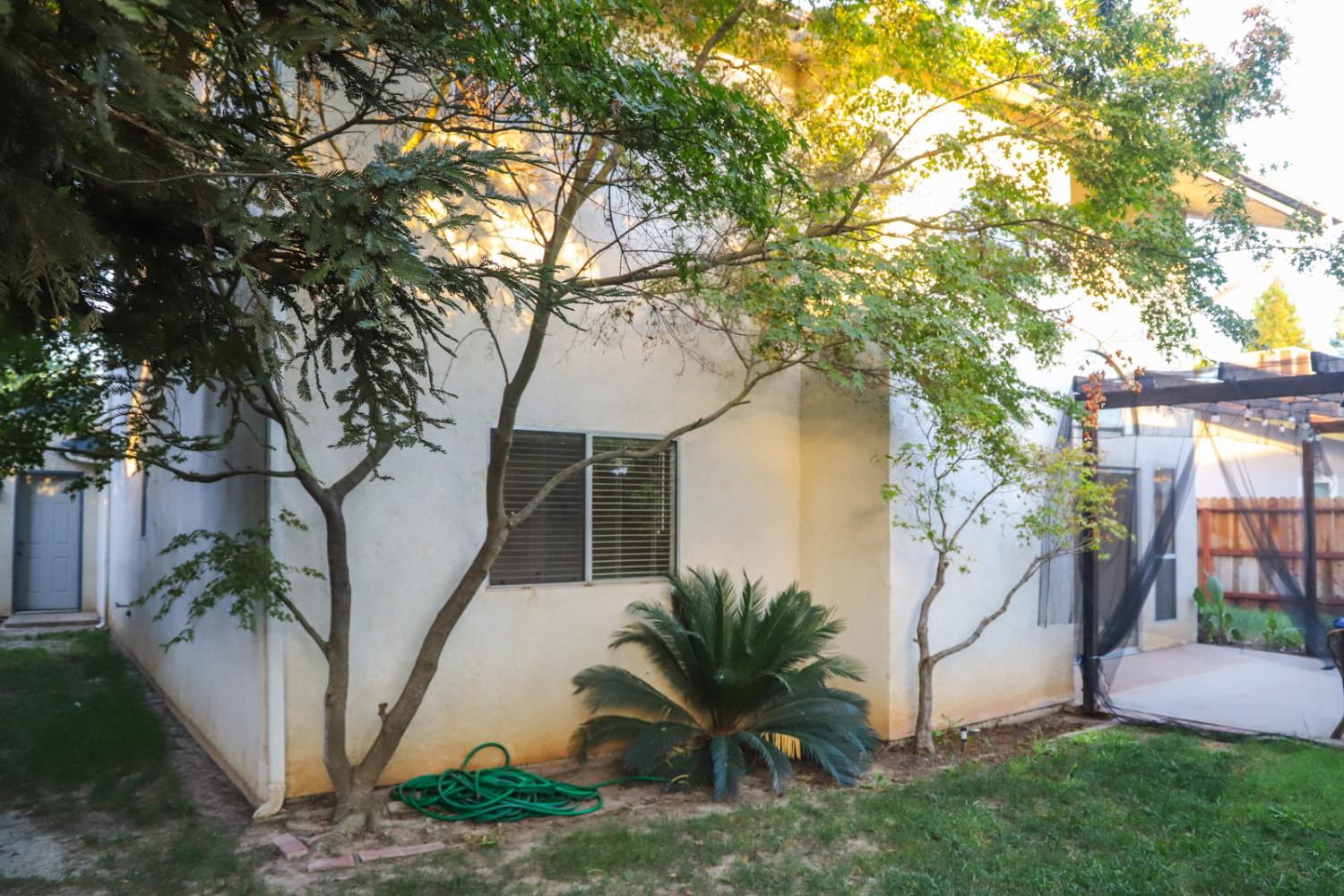 5486 W Sample Ave, Fresno, CA 93722
