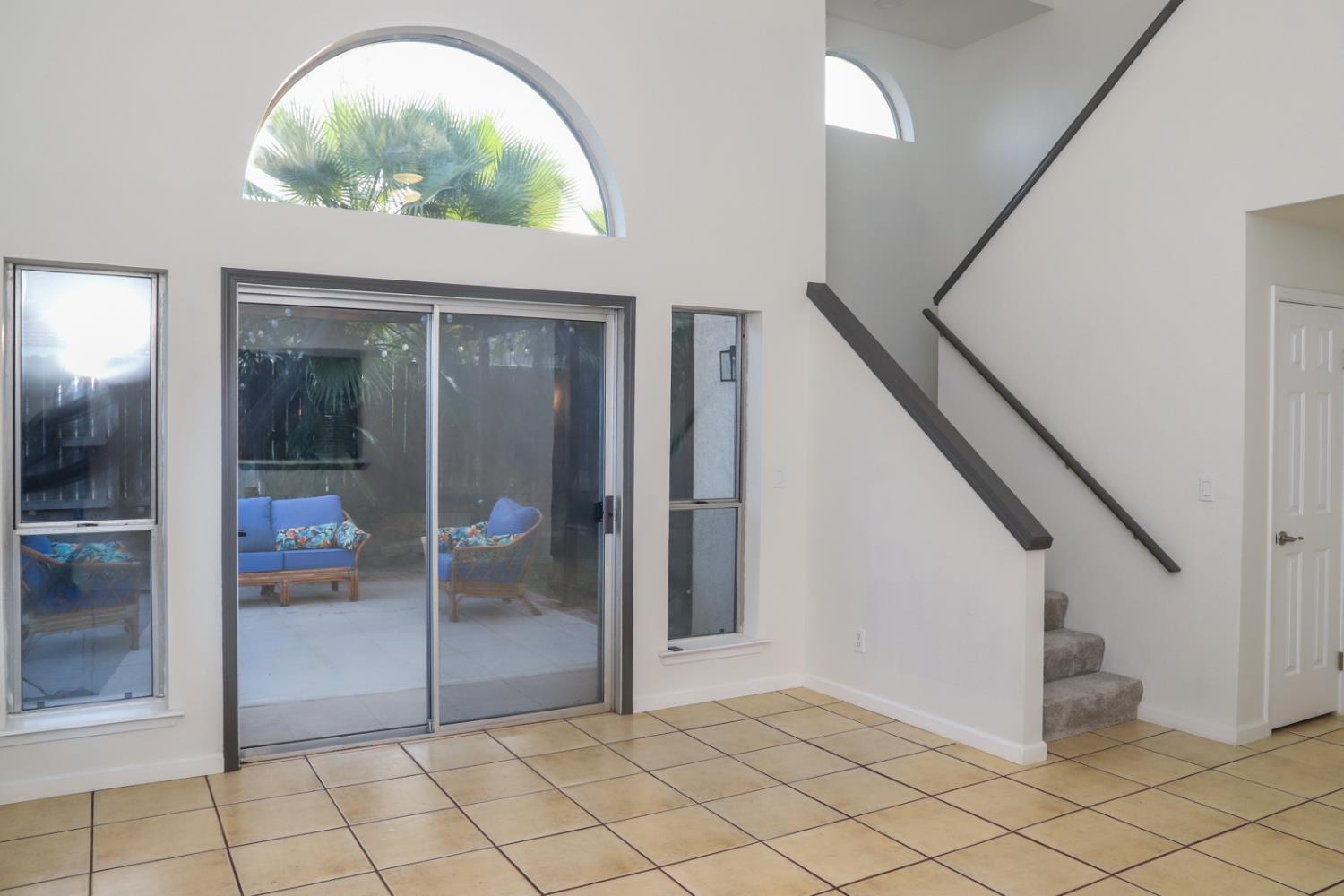 5486 W Sample Ave, Fresno, CA 93722