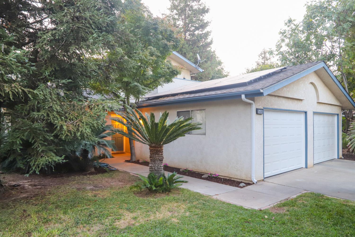 5486 W Sample Ave, Fresno, CA 93722