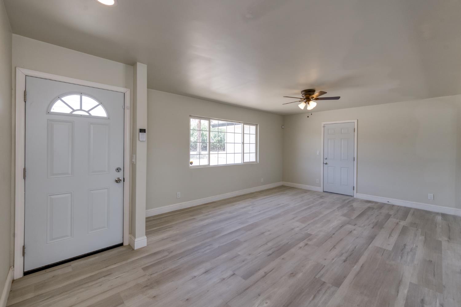 17189 Iona Ave, Lemoore, CA 93245