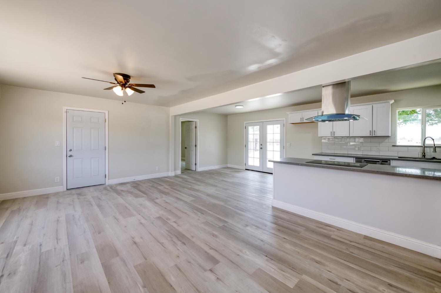 17189 Iona Ave, Lemoore, CA 93245