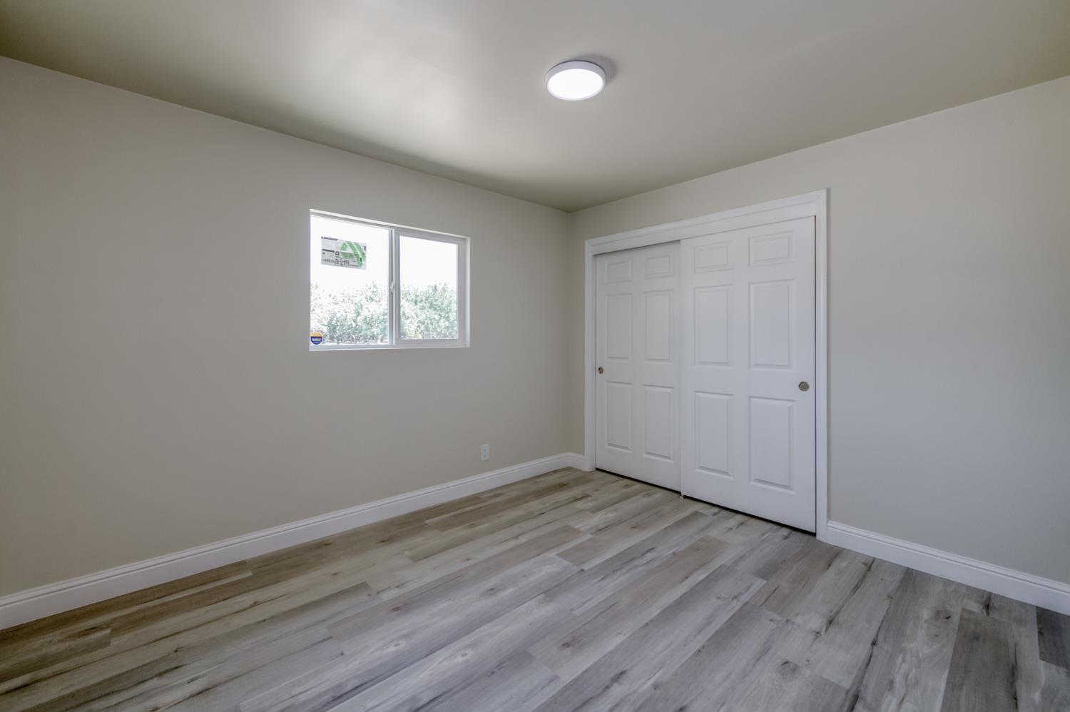 17189 Iona Ave, Lemoore, CA 93245