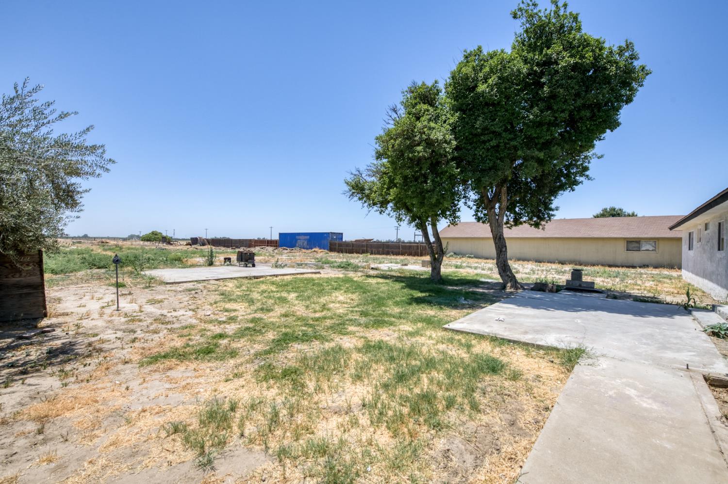 17189 Iona Ave, Lemoore, CA 93245