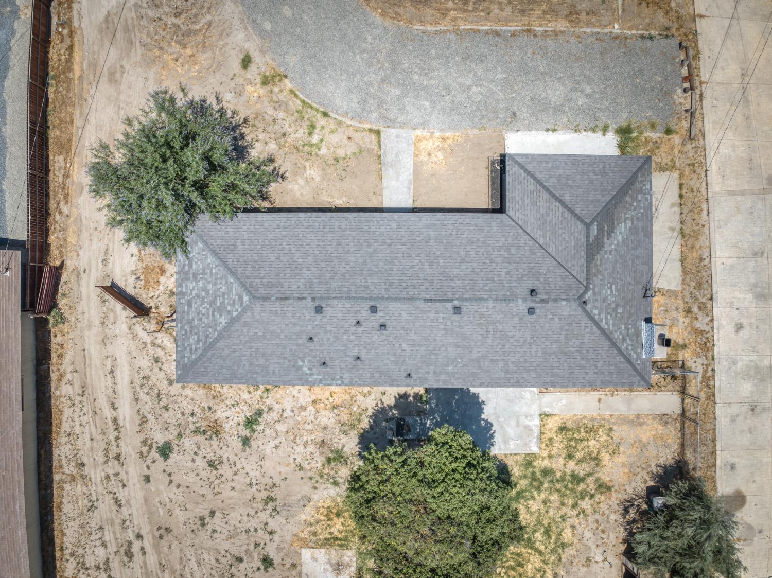17189 Iona Ave, Lemoore, CA 93245