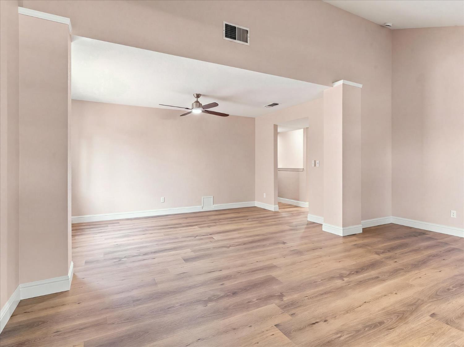 5816 W Fallon Ave, Fresno, CA 93722