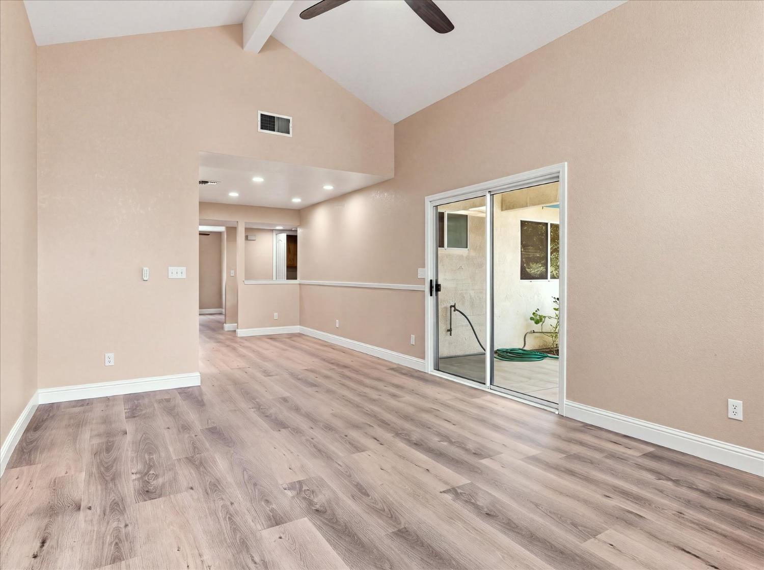 5816 W Fallon Ave, Fresno, CA 93722