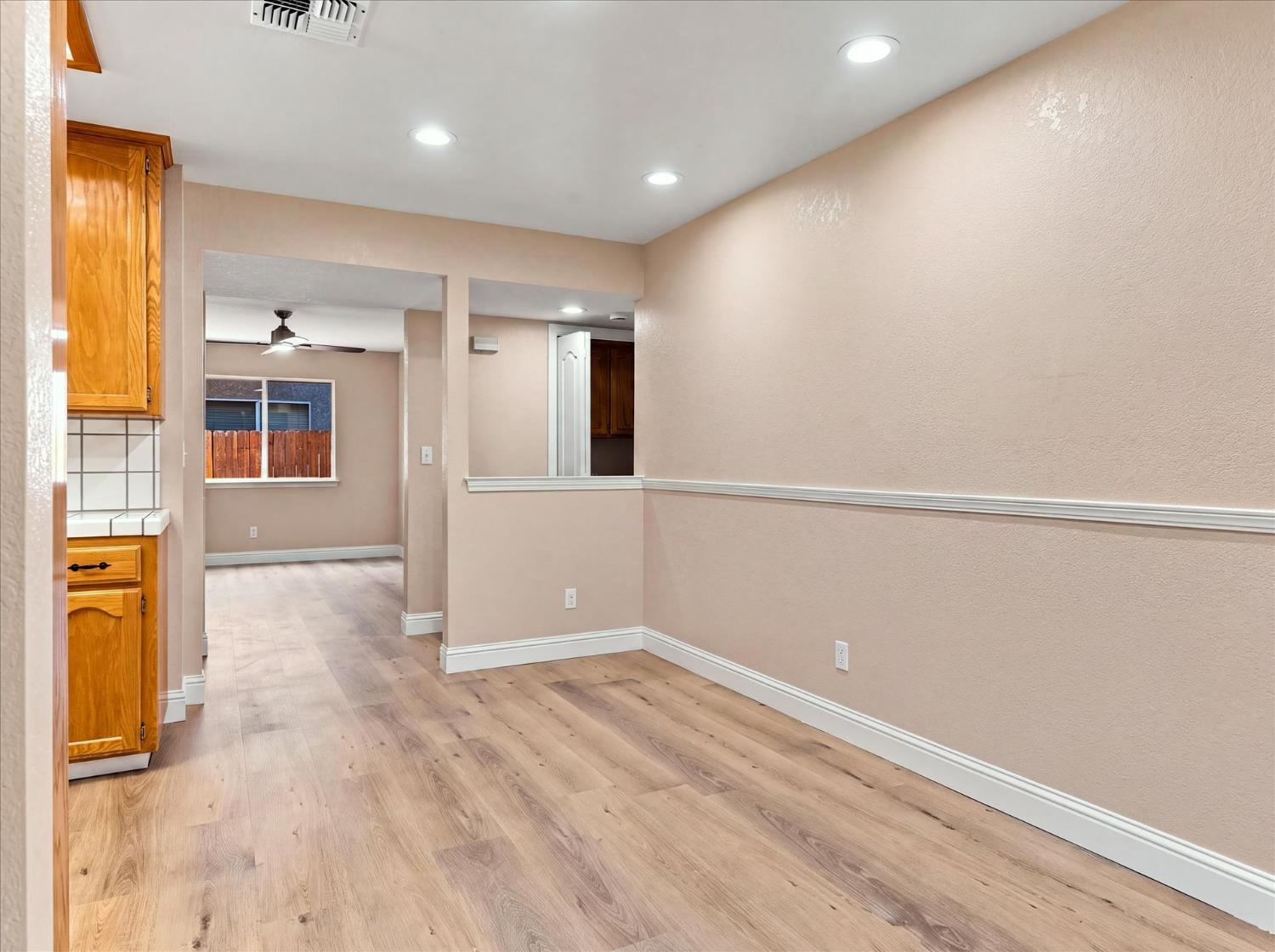 5816 W Fallon Ave, Fresno, CA 93722