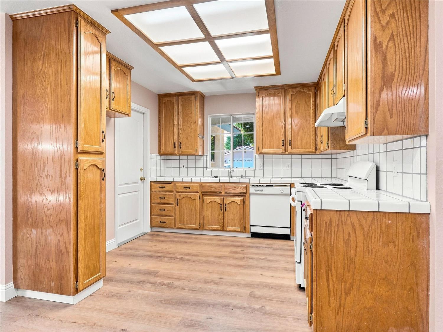 5816 W Fallon Ave, Fresno, CA 93722