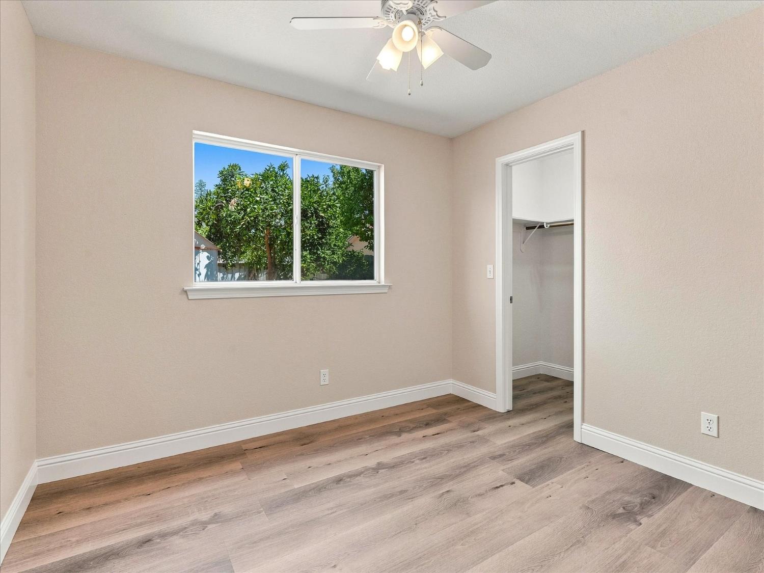 5816 W Fallon Ave, Fresno, CA 93722