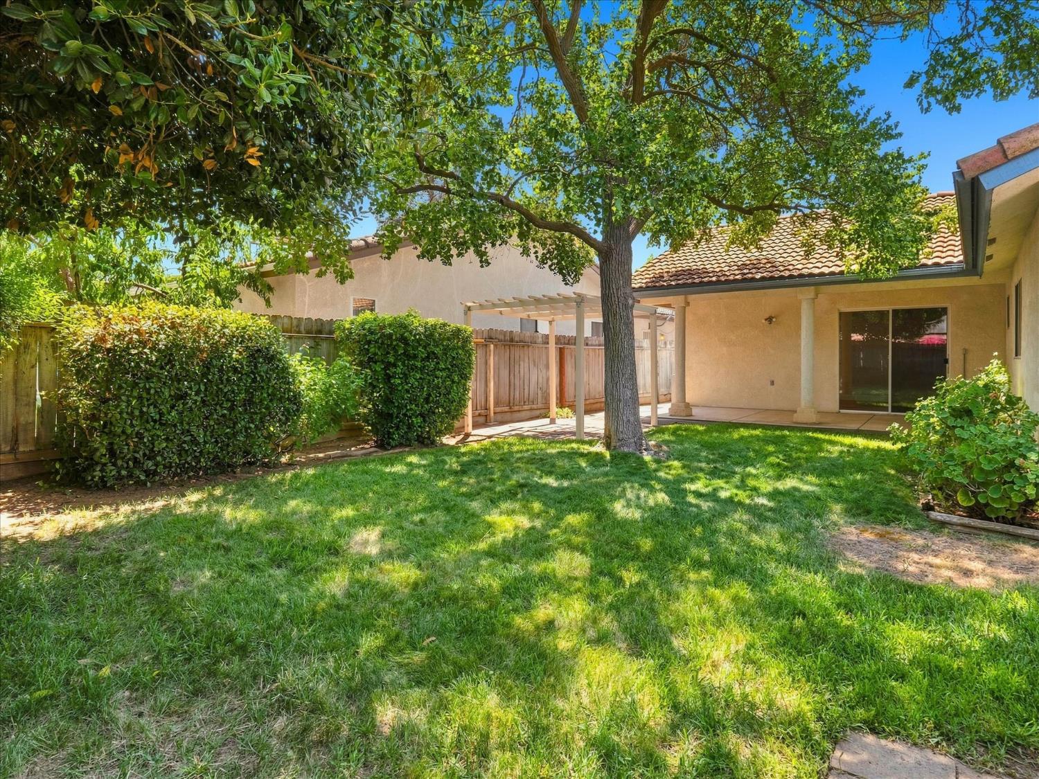 5816 W Fallon Ave, Fresno, CA 93722
