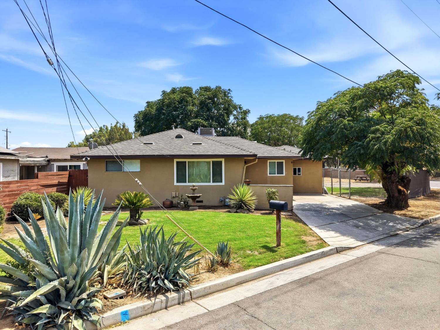 5142 Polk, Fresno, CA 93722
