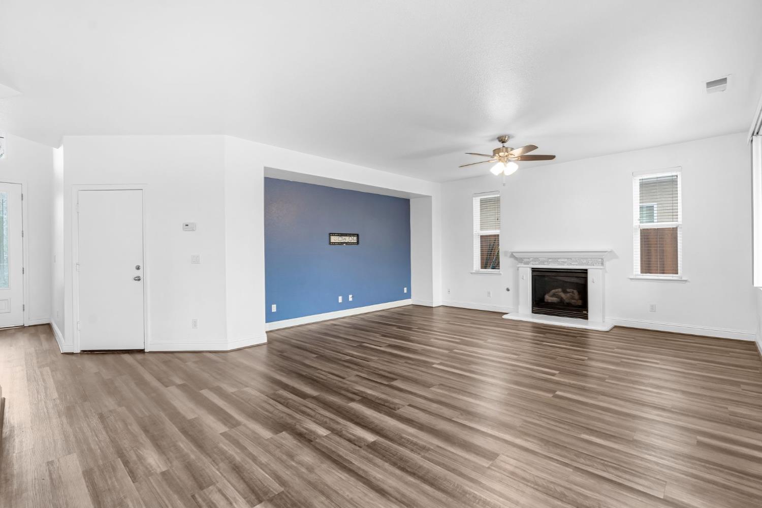 2768 Goshen Ave, Clovis, CA 93611