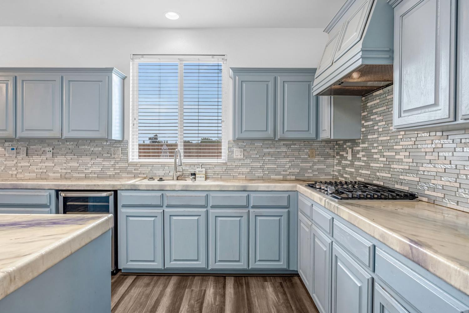 2768 Goshen Ave, Clovis, CA 93611
