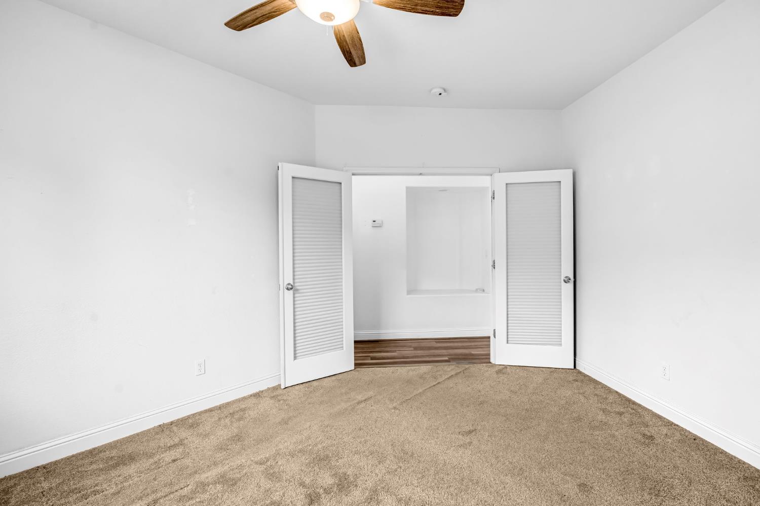 2768 Goshen Ave, Clovis, CA 93611