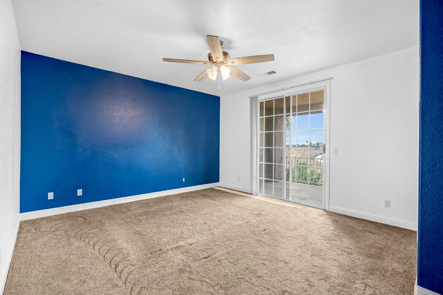 2768 Goshen Ave, Clovis, CA 93611