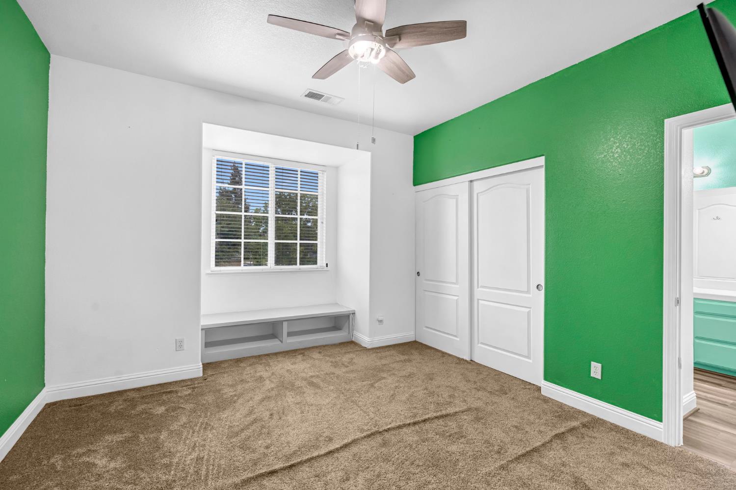 2768 Goshen Ave, Clovis, CA 93611