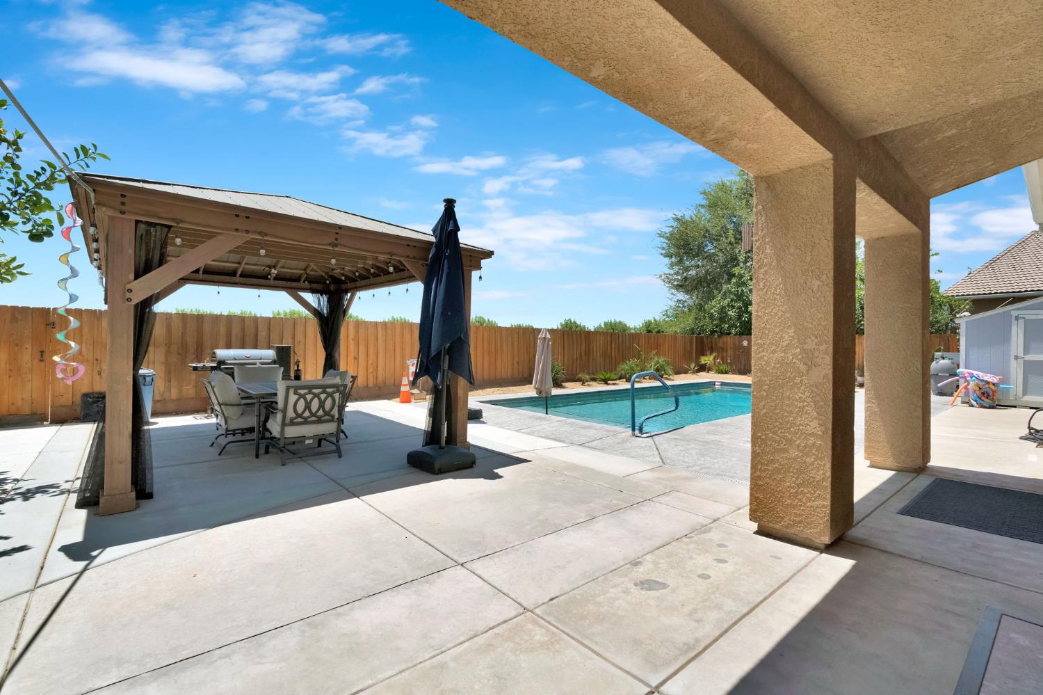 2768 Goshen Ave, Clovis, CA 93611