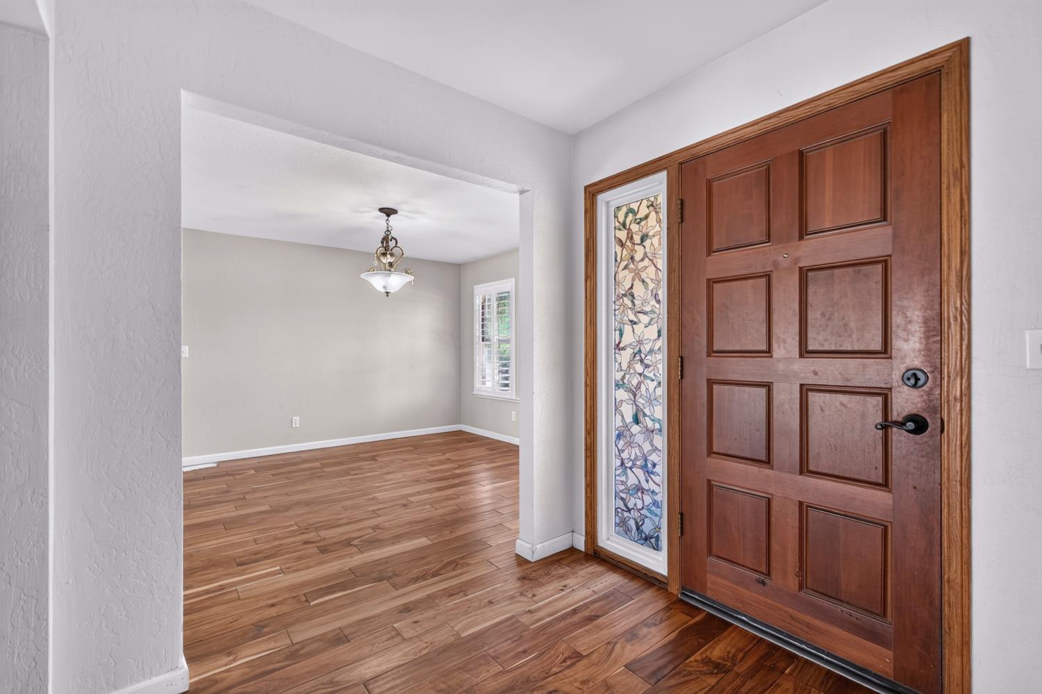 421 Shannon Ave, Madera, CA 93637