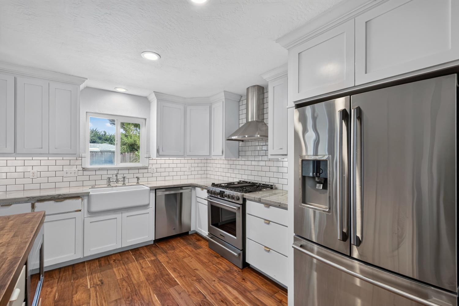 421 Shannon Ave, Madera, CA 93637