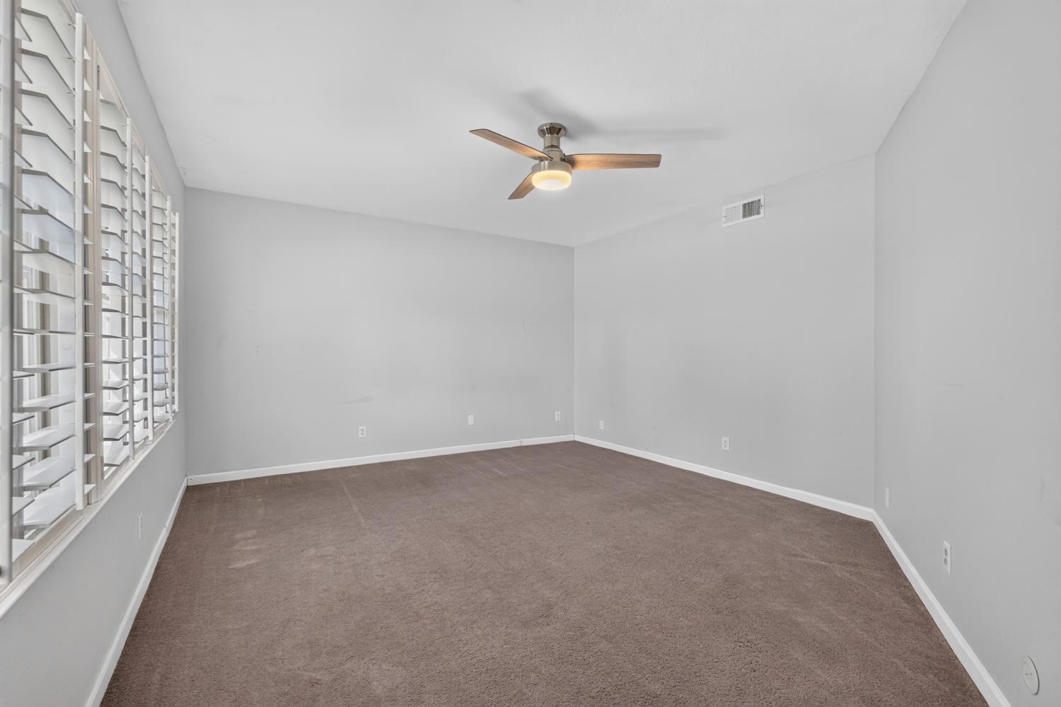 421 Shannon Ave, Madera, CA 93637