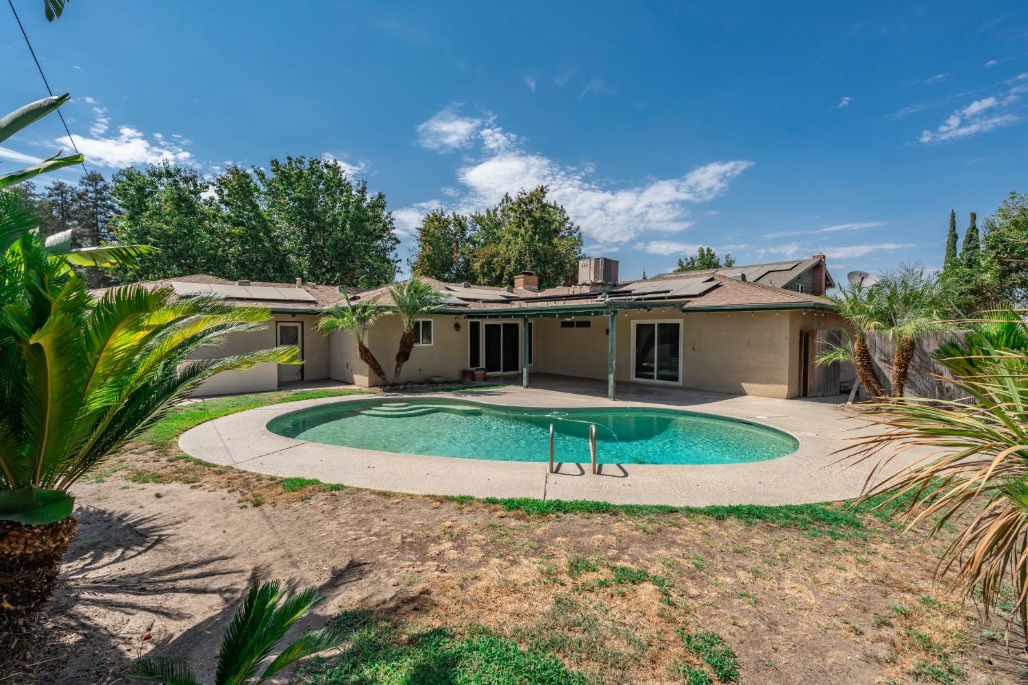 421 Shannon Ave, Madera, CA 93637