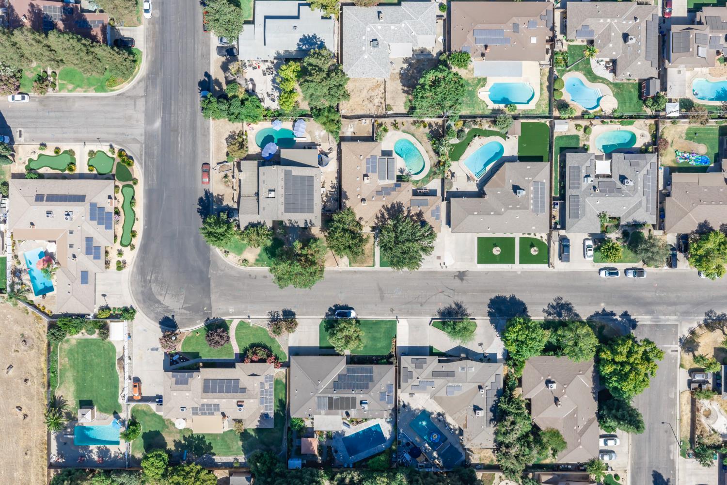 421 Shannon Ave, Madera, CA 93637