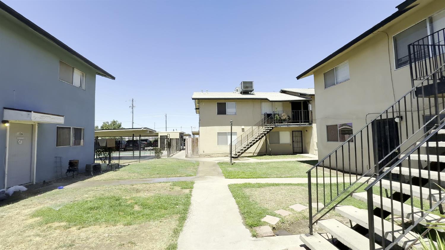475 N Manila Ave, Fresno, CA 93727