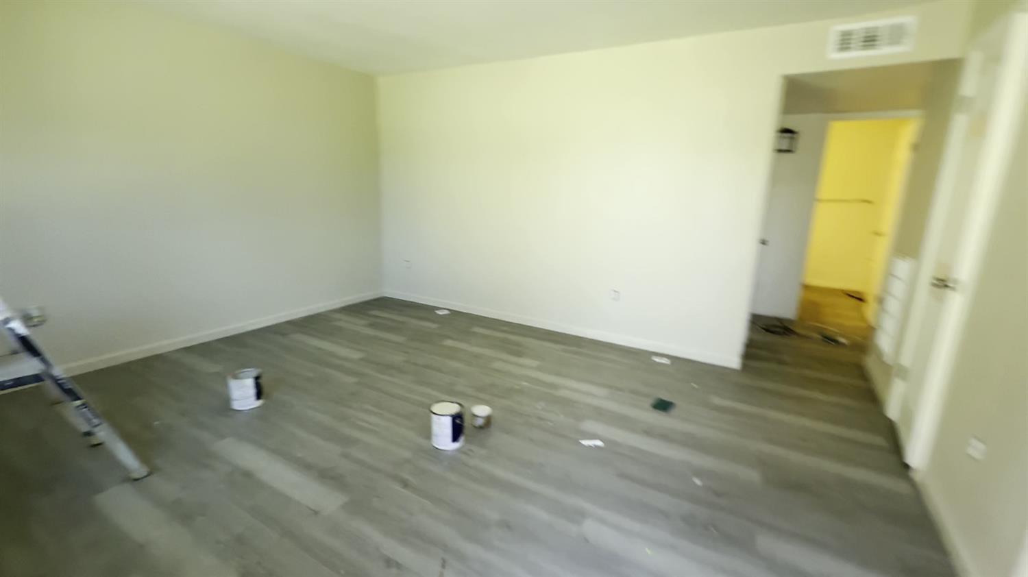 475 N Manila Ave, Fresno, CA 93727