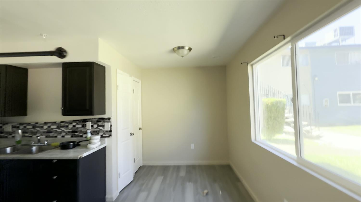 475 N Manila Ave, Fresno, CA 93727