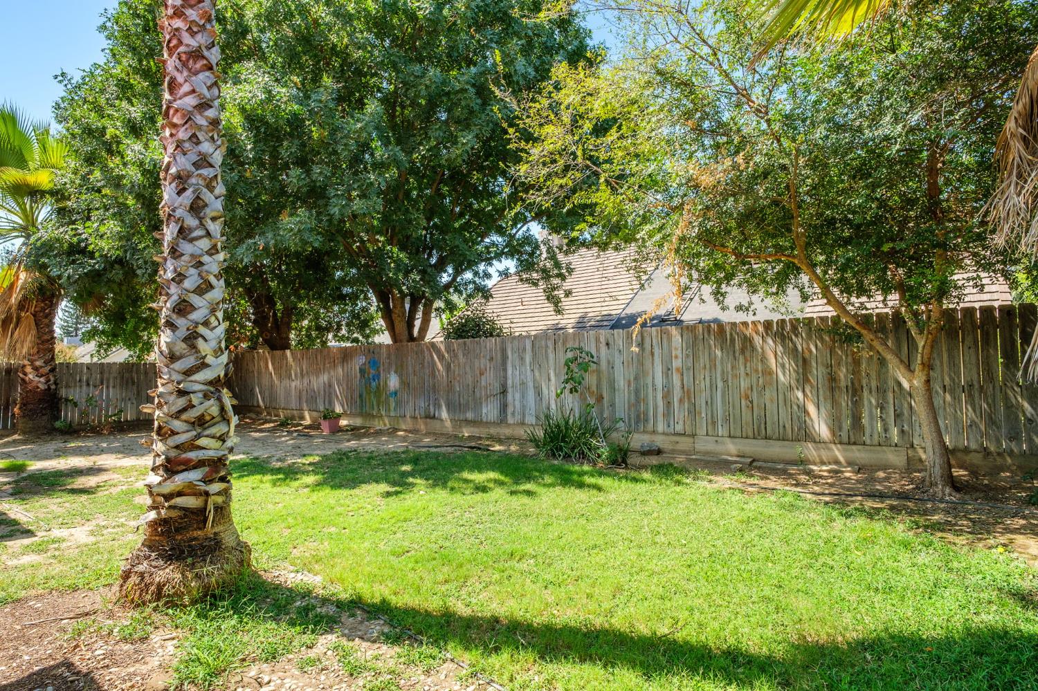 9255 N Recreation Ave, Fresno, CA 93720