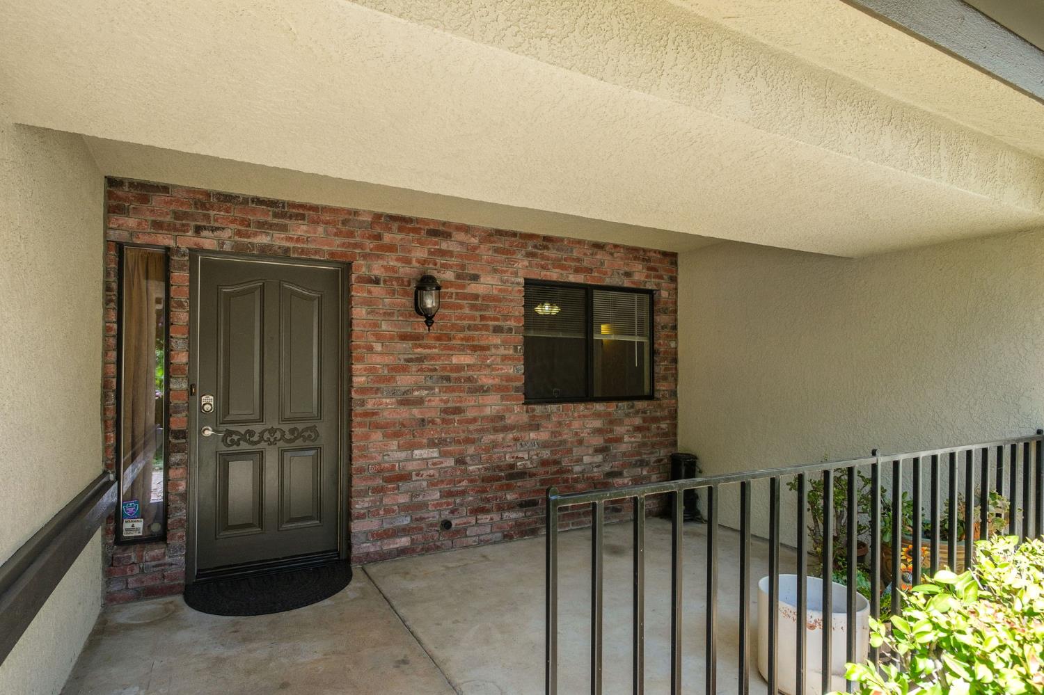 9255 N Recreation Ave, Fresno, CA 93720