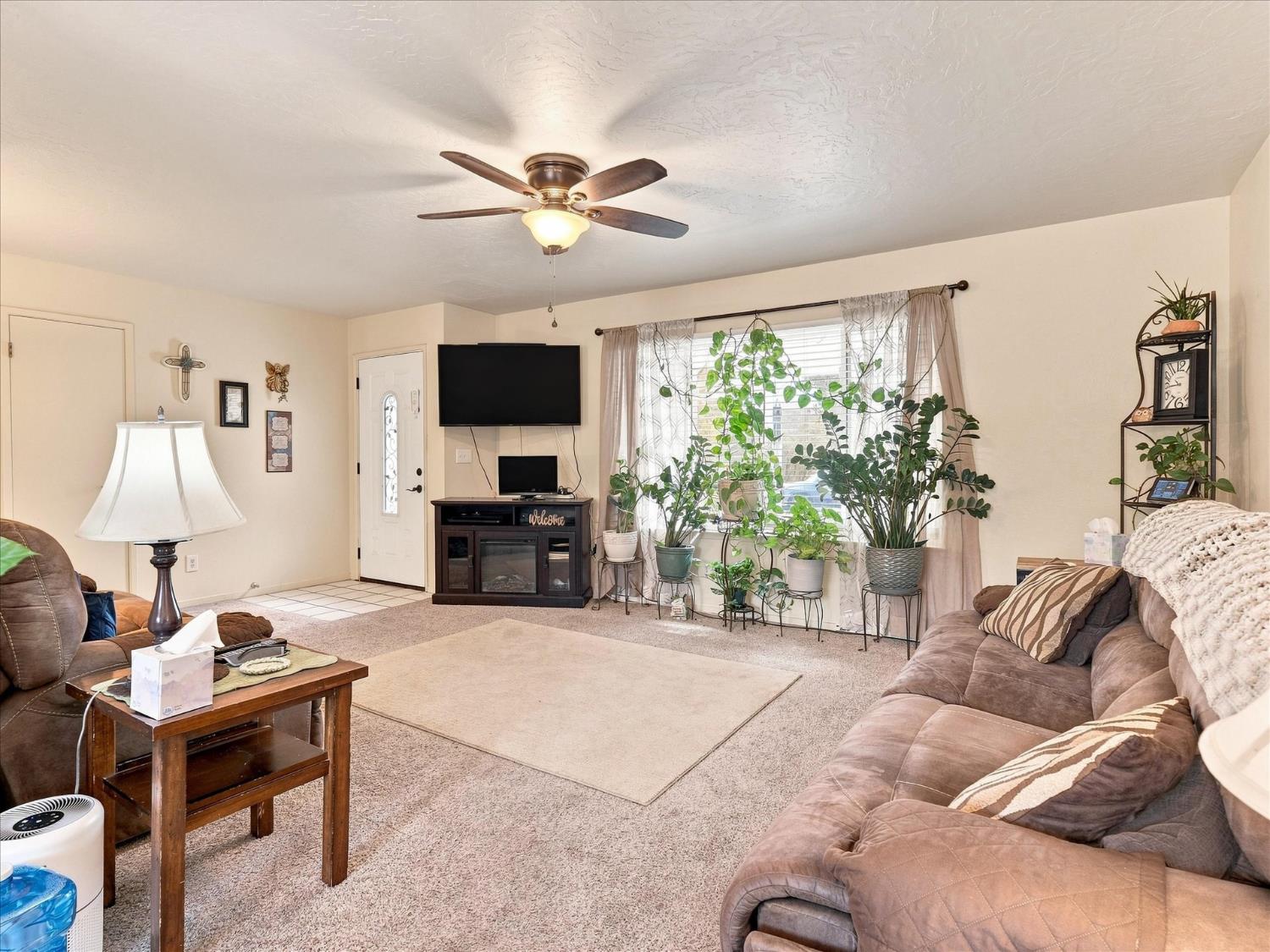 30100 Stetson Dr, Coarsegold, CA 93614