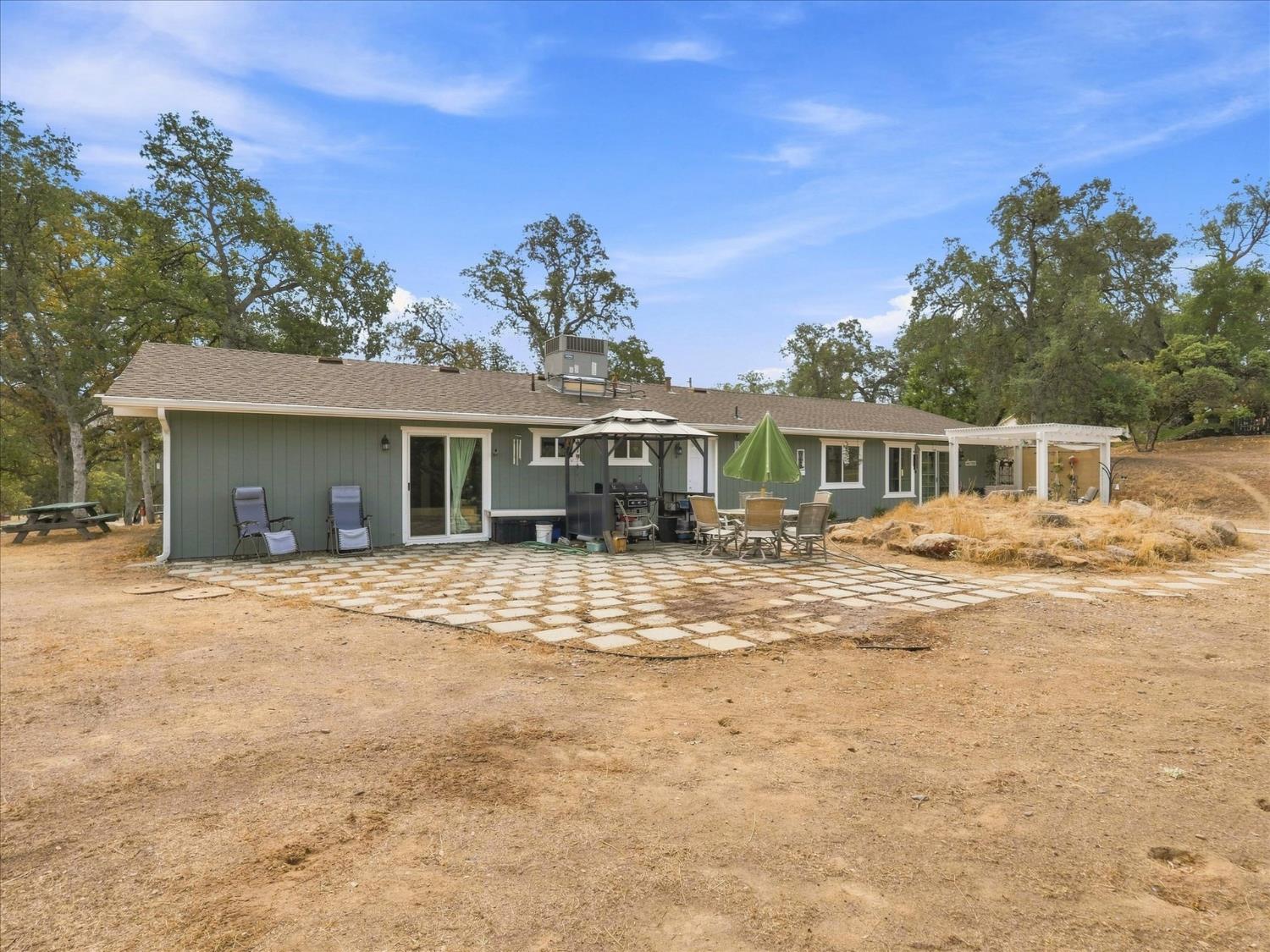 30100 Stetson Dr, Coarsegold, CA 93614