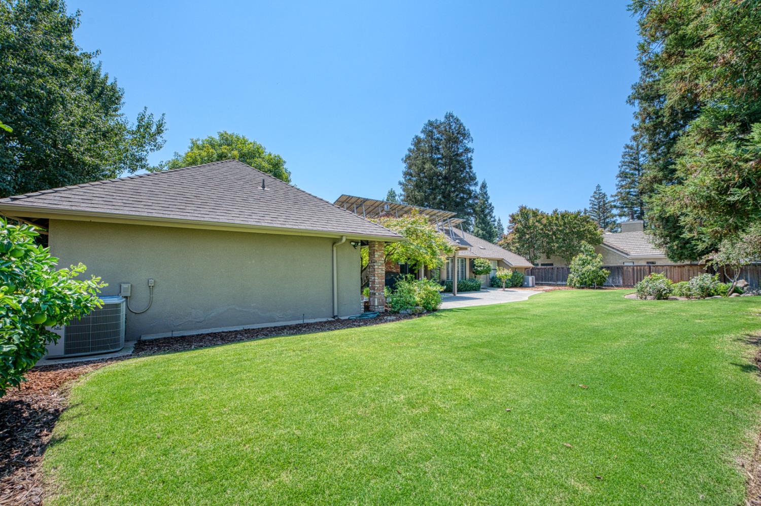 3738 W Minarets Ave, Fresno, CA 93711