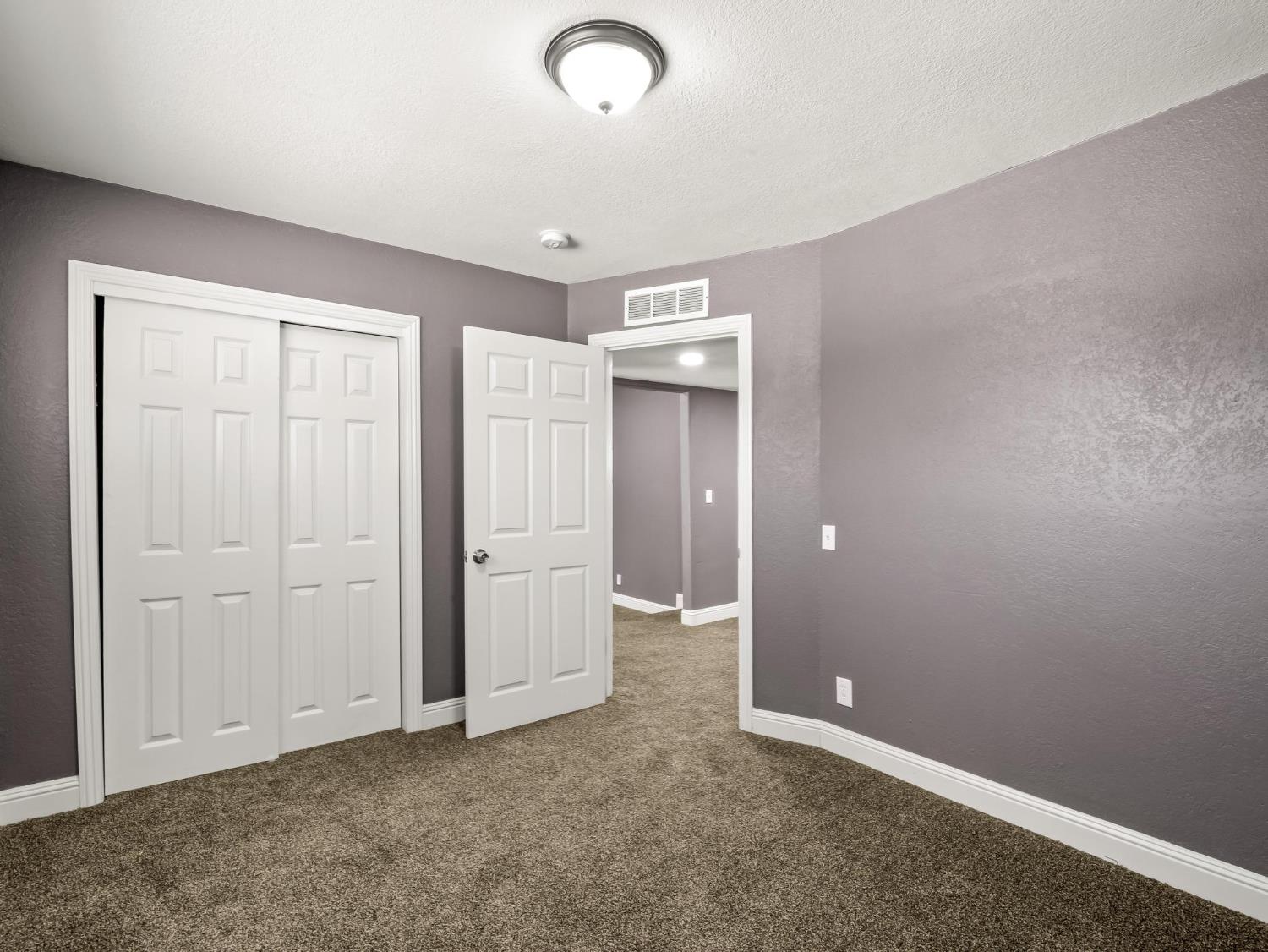 948 W Gettysburg Ave, Fresno, CA 93705