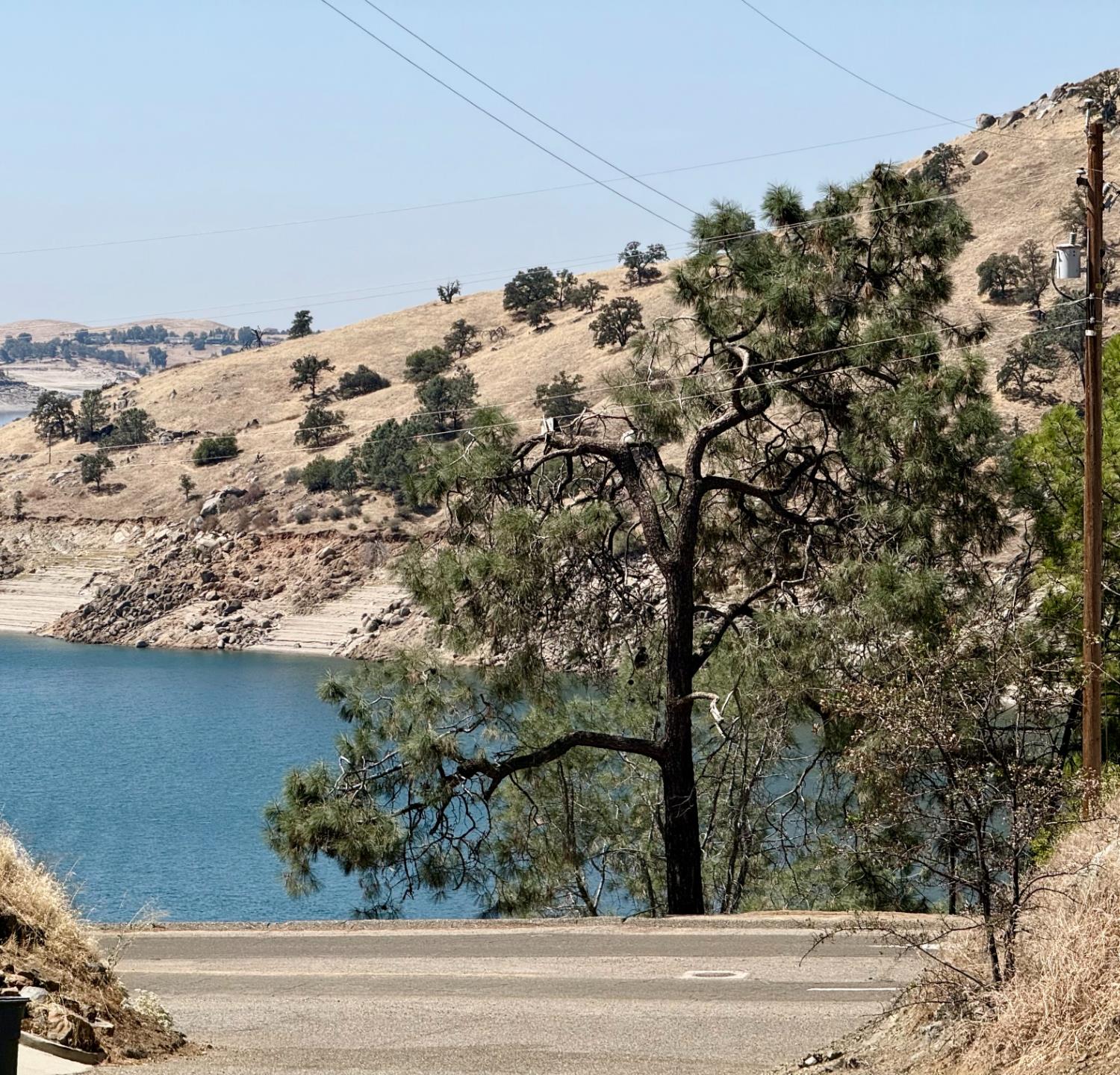 28027 Sky Lake Dr, Friant, CA 93626
