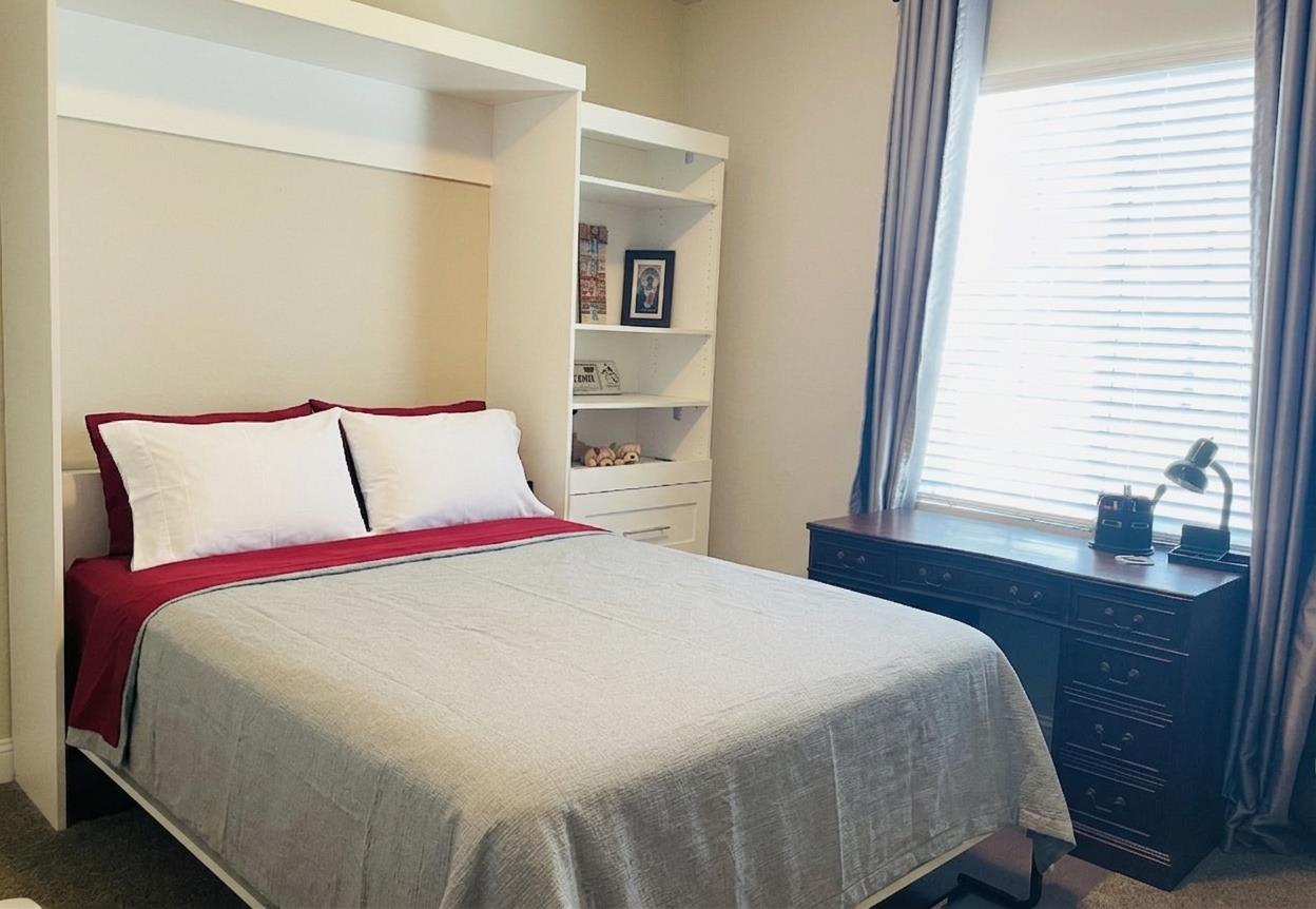 2121 Descanso Ave, Clovis, CA 93619