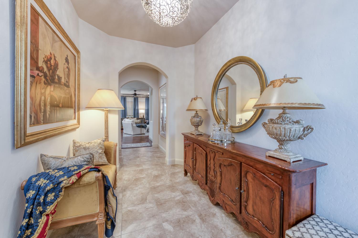 1557 E Via Estrella Dr, Fresno, CA 93730