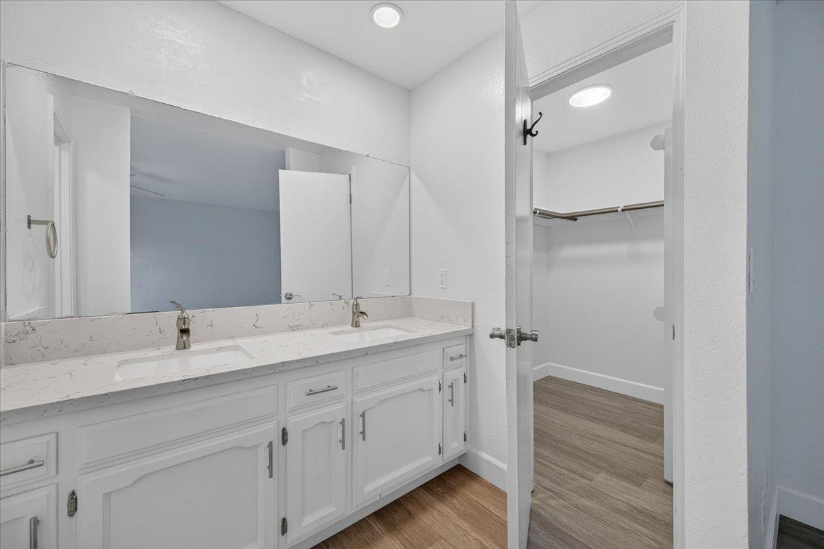 1657 Willow Ave, Clovis, CA 93612