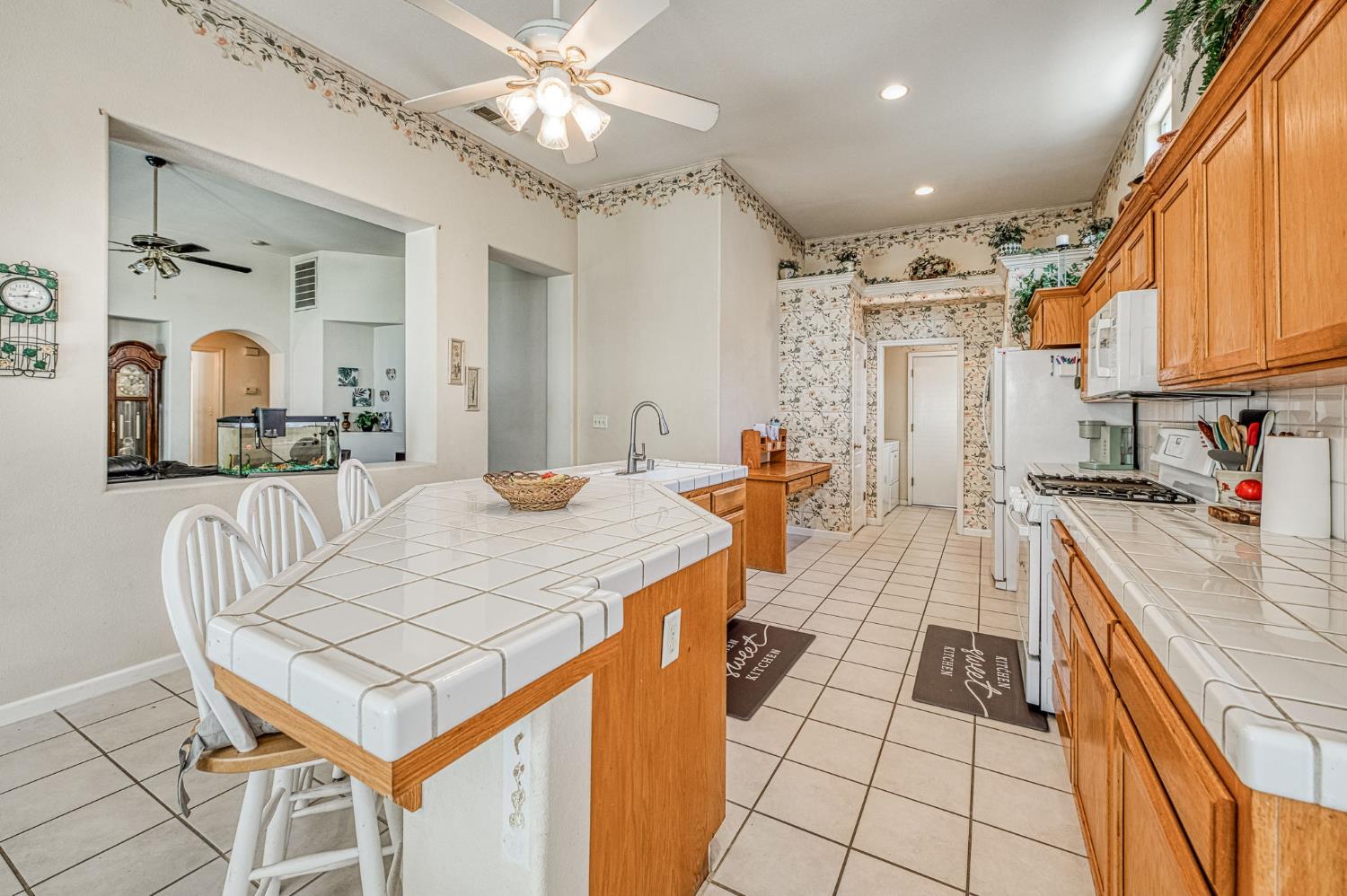 5752 N Dante Ave, Fresno, CA 93722