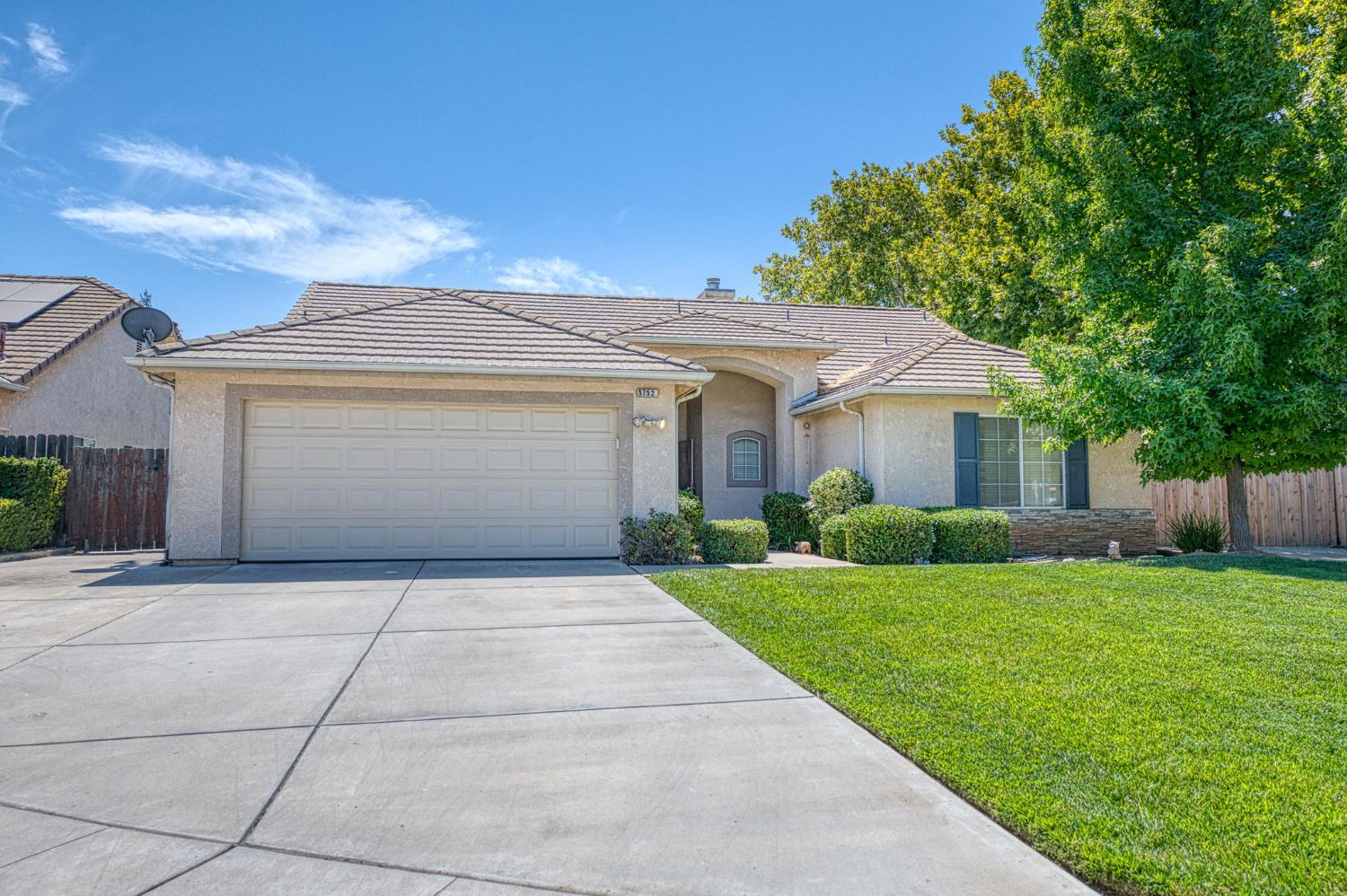 5752 N Dante Ave, Fresno, CA 93722