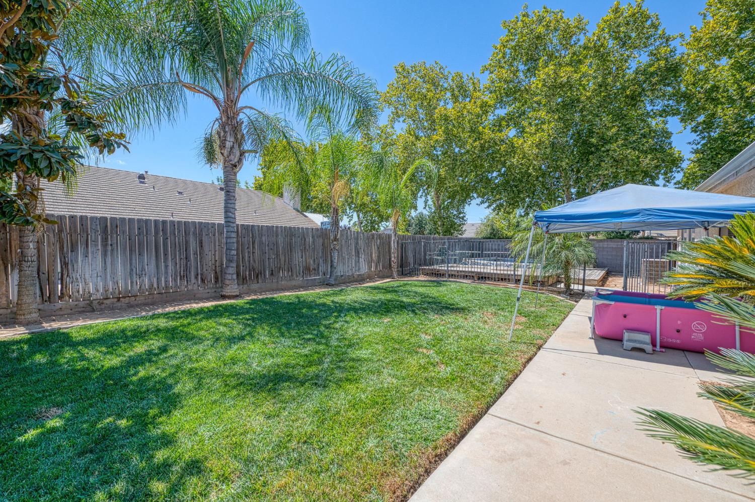 5752 N Dante Ave, Fresno, CA 93722