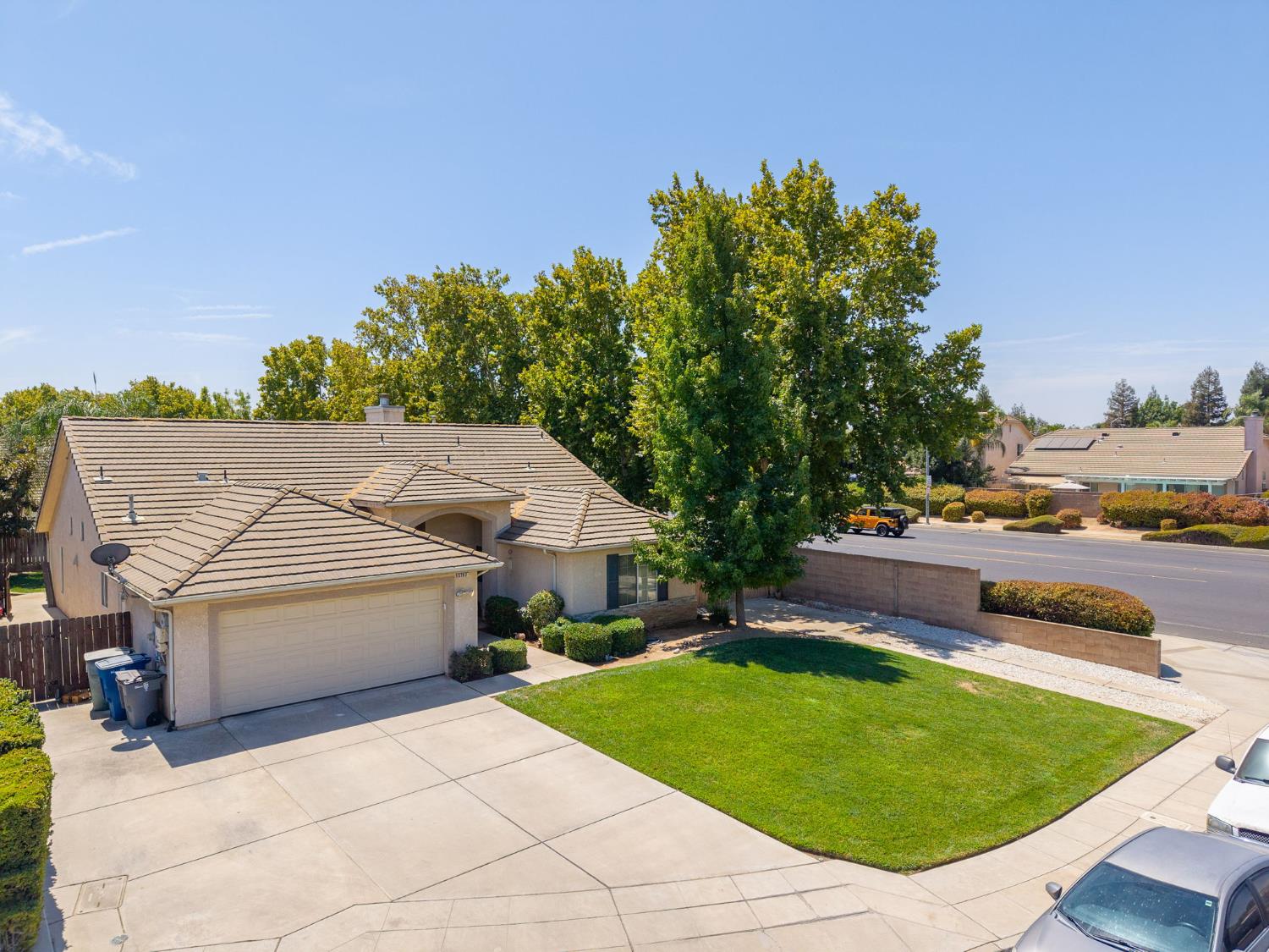 5752 N Dante Ave, Fresno, CA 93722
