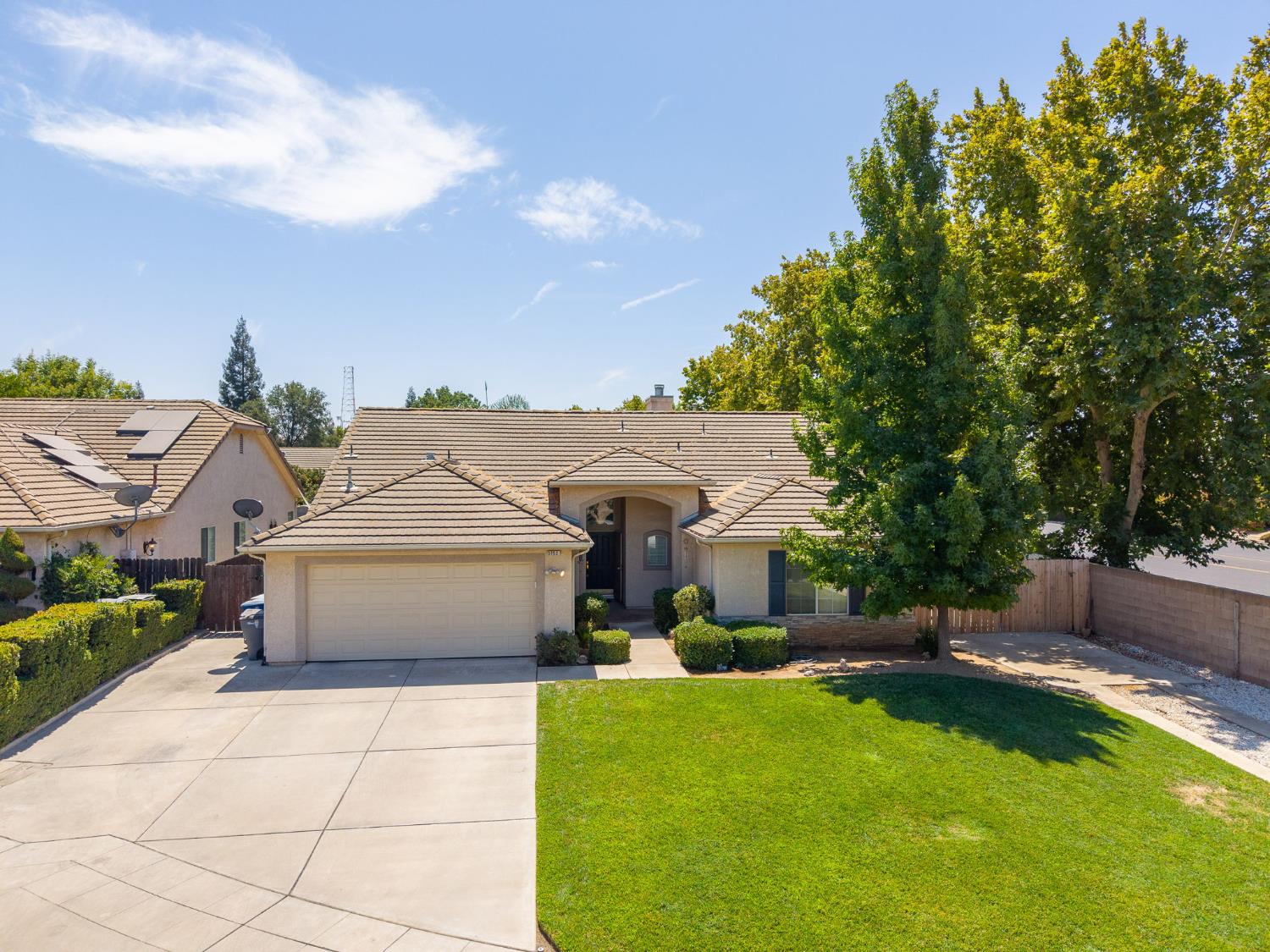 5752 N Dante Ave, Fresno, CA 93722