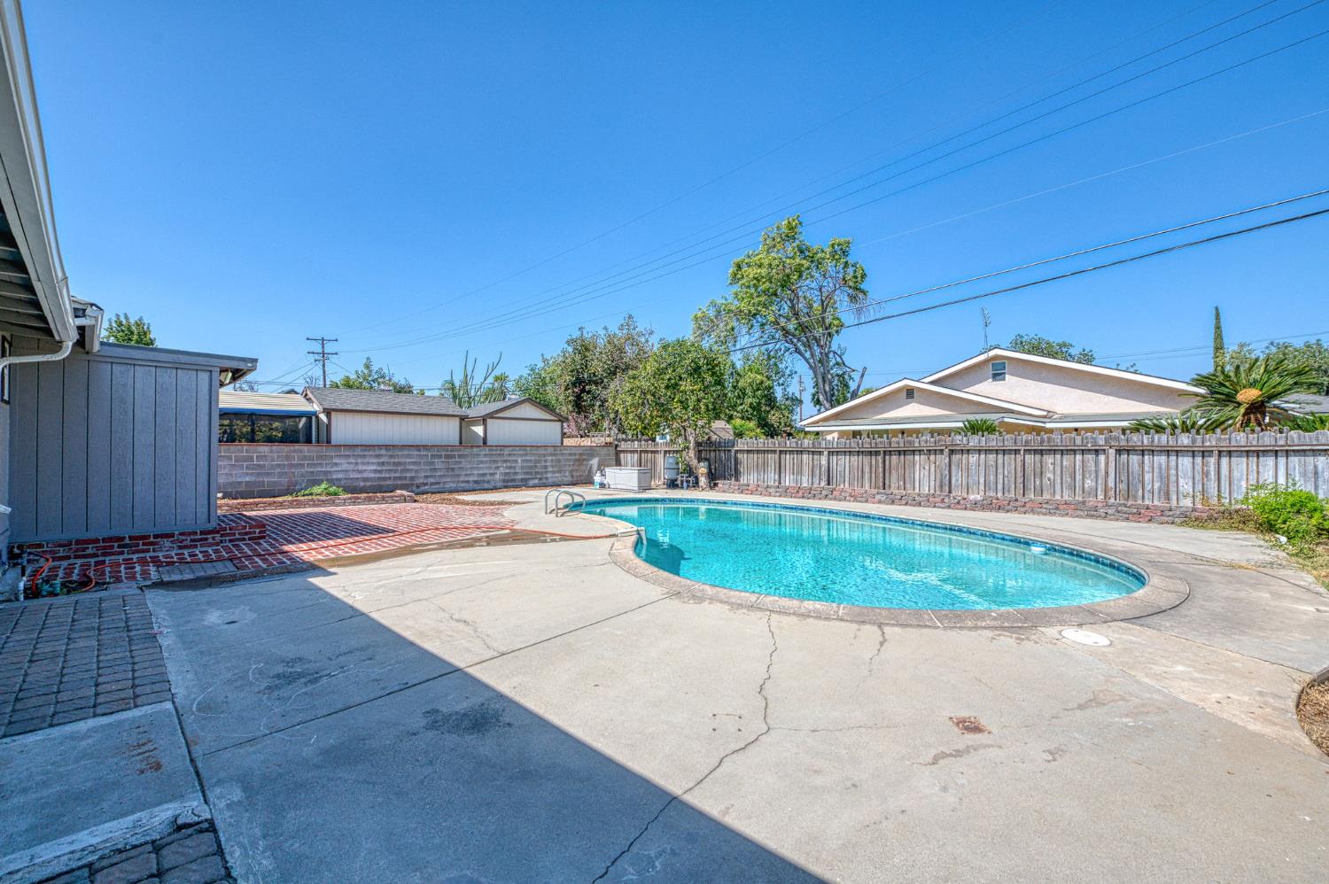 2995 E Buckingham Way, Fresno, CA 93726