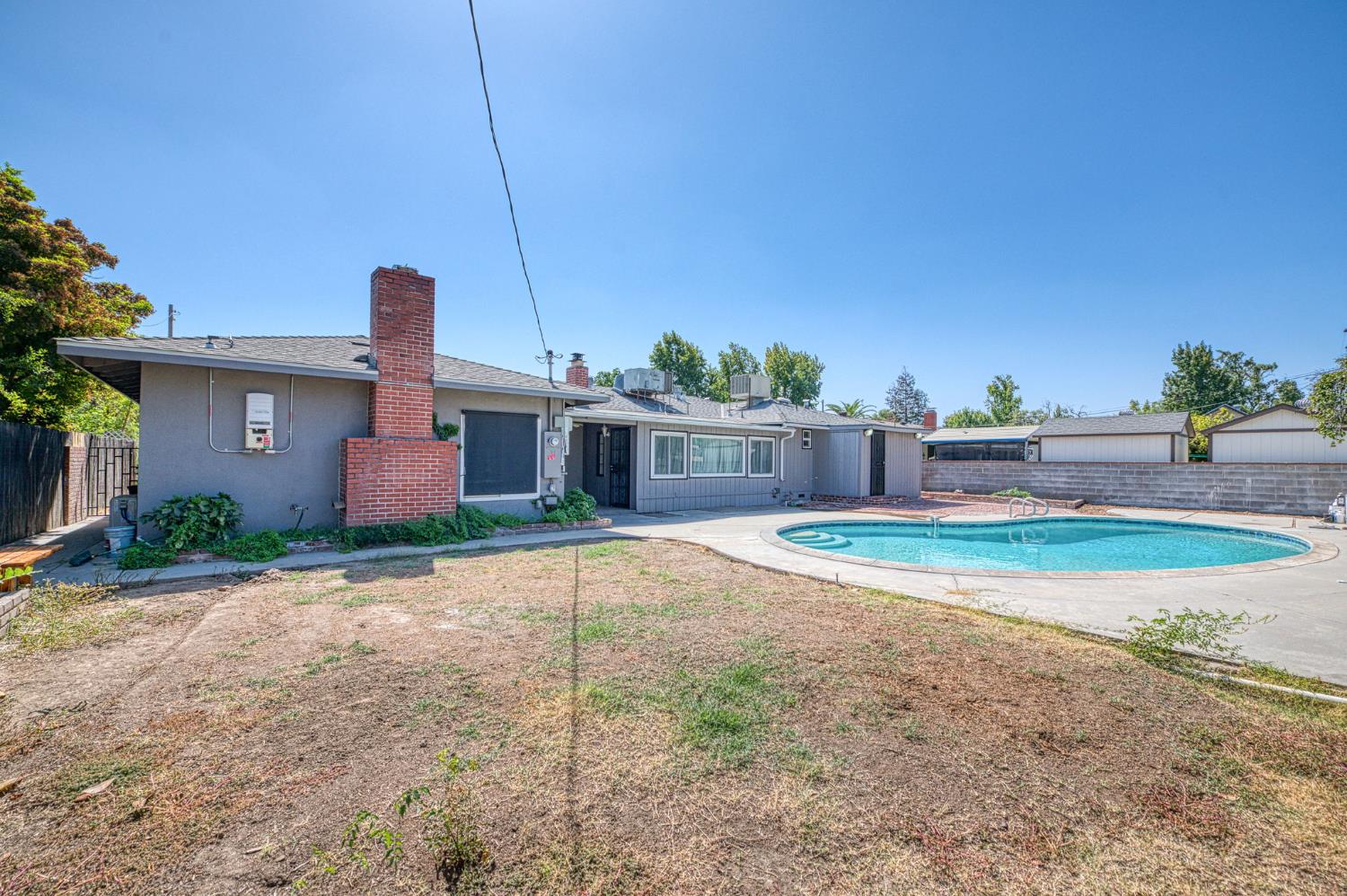 2995 E Buckingham Way, Fresno, CA 93726