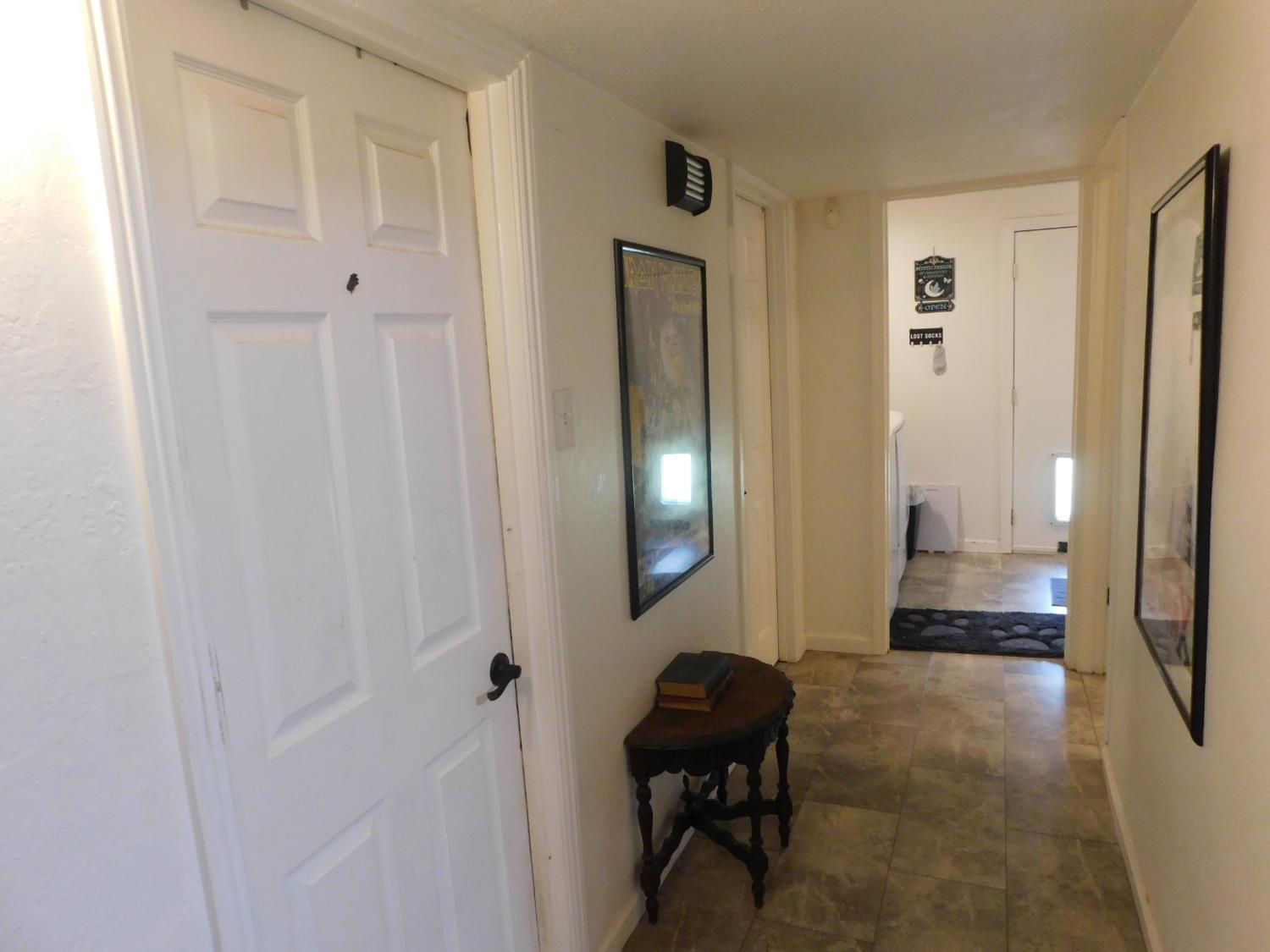 543 E Fountain Way, Fresno, CA 93704
